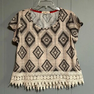 REWIND Bohemian Brown Tan Diamond Print Top with Cream Crocheted Lace Size Large